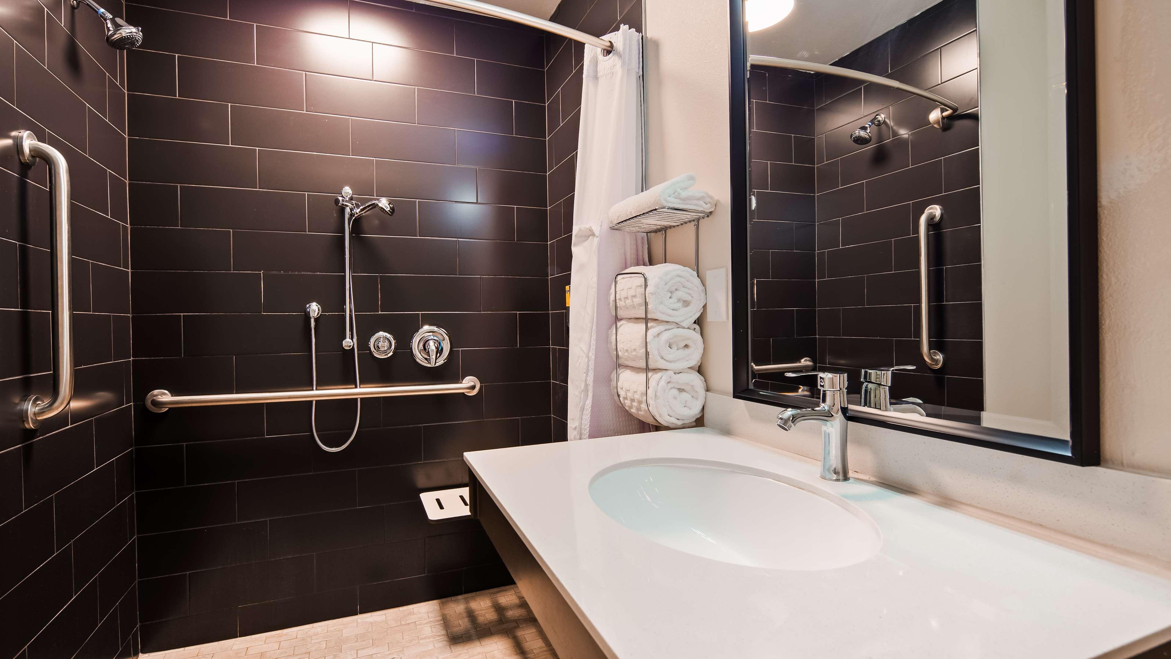 Best Western Plus New Barstow Inn & Suites מראה חיצוני תמונה