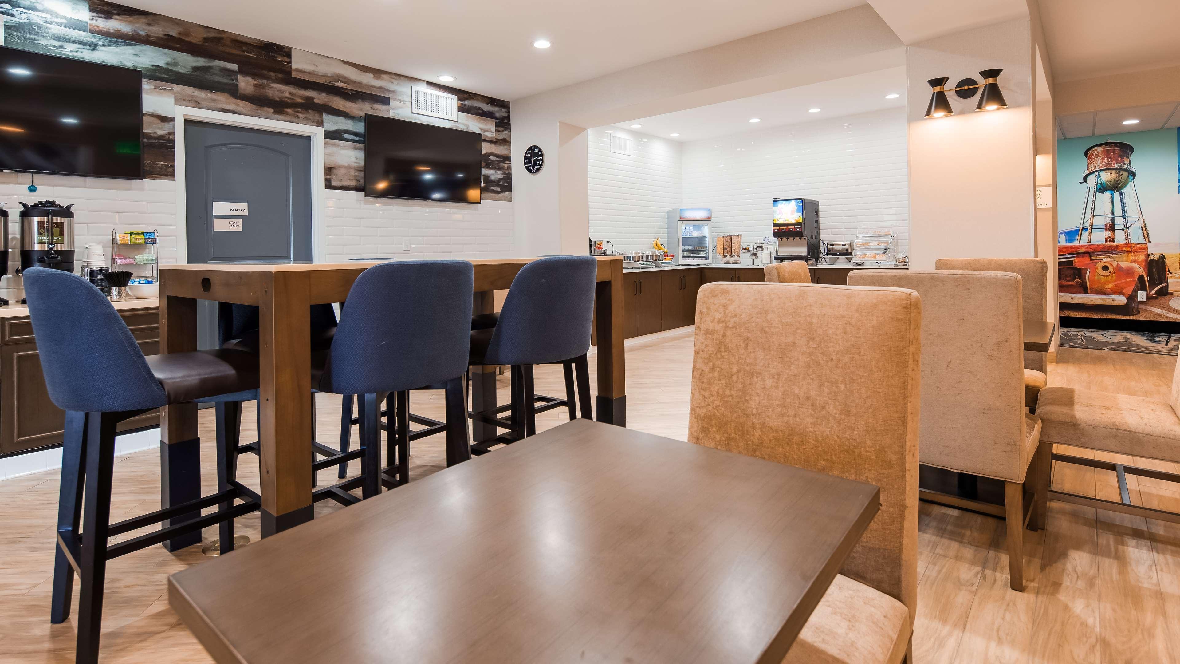 Best Western Plus New Barstow Inn & Suites מראה חיצוני תמונה