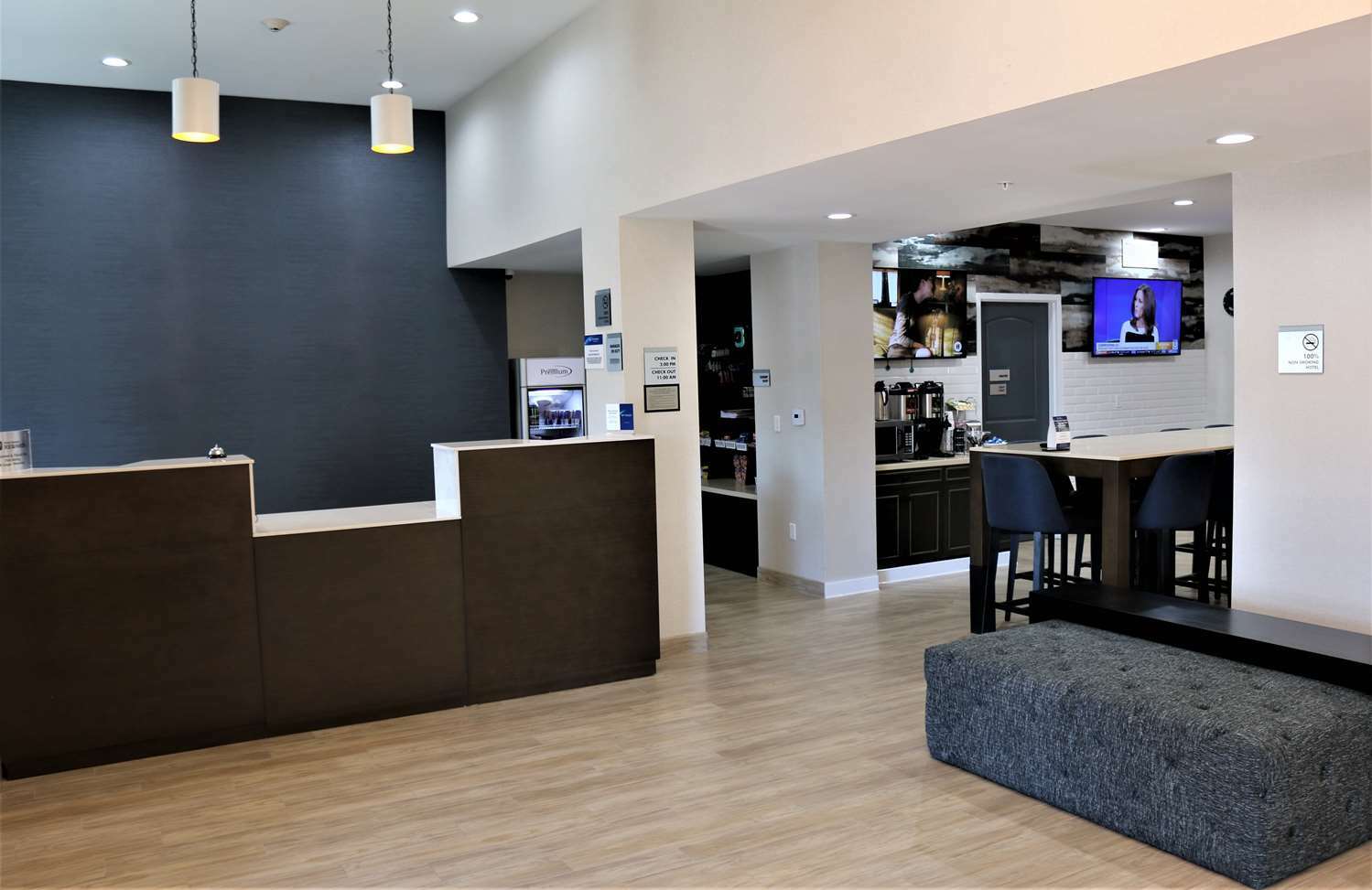 Best Western Plus New Barstow Inn & Suites מראה חיצוני תמונה